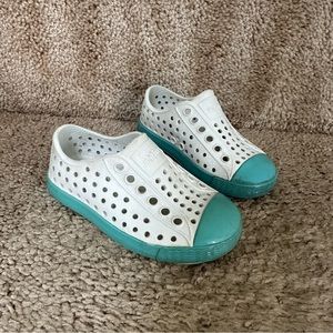 White and light blue natives